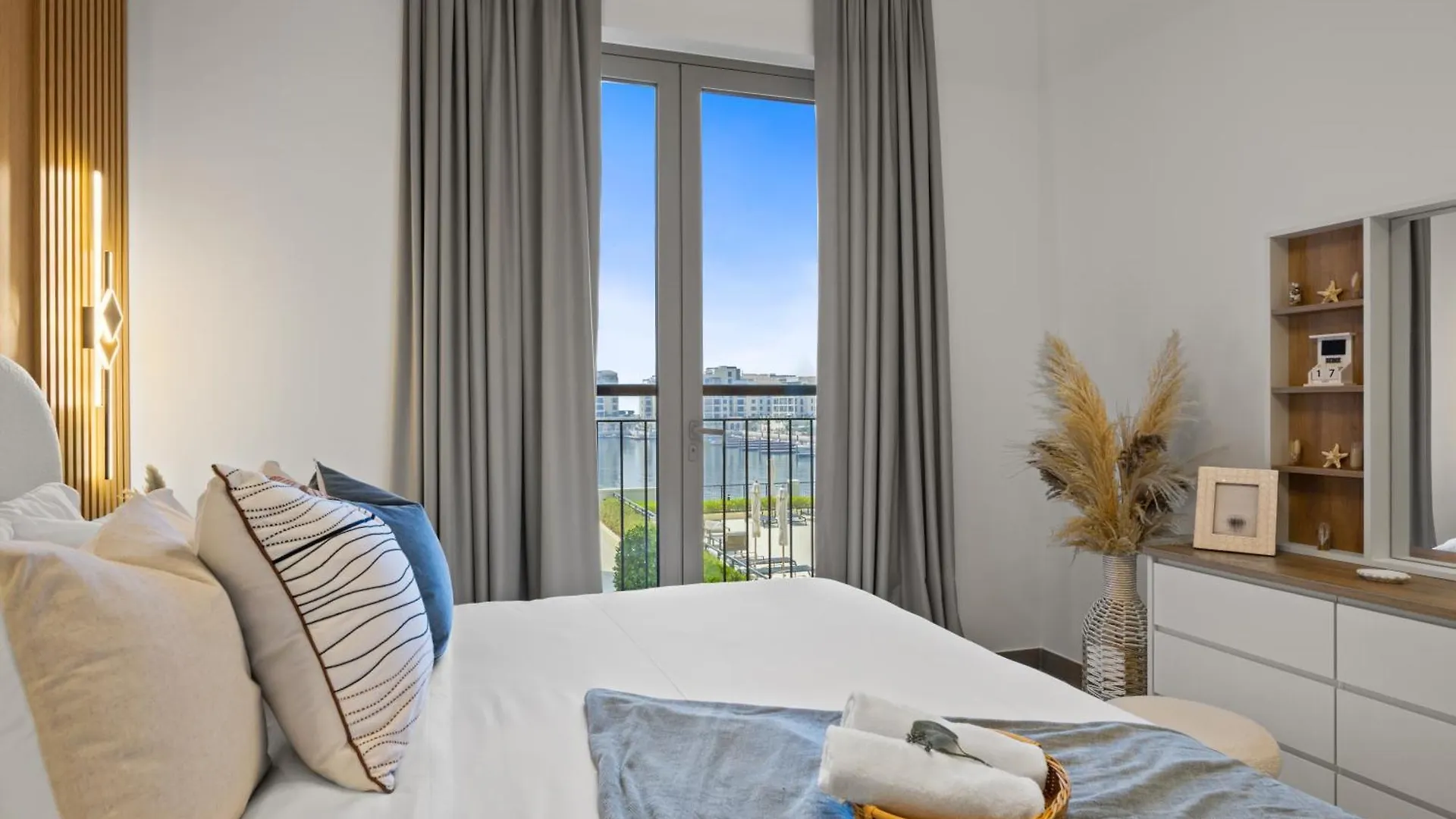 Boho Bayfront 1Br In La Sirene 2 Seaport View Apartment Dubai