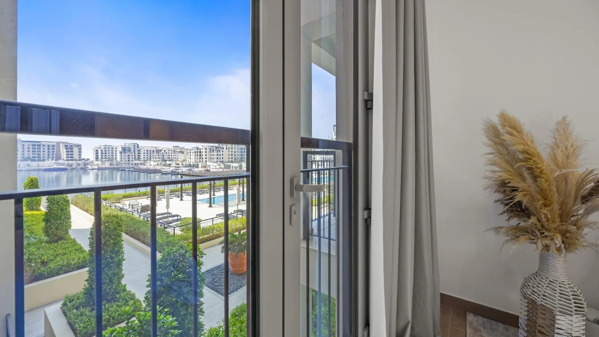 Boho Bayfront 1Br In La Sirene 2 Seaport View Apartment Dubai 0*,  United Arab Emirates