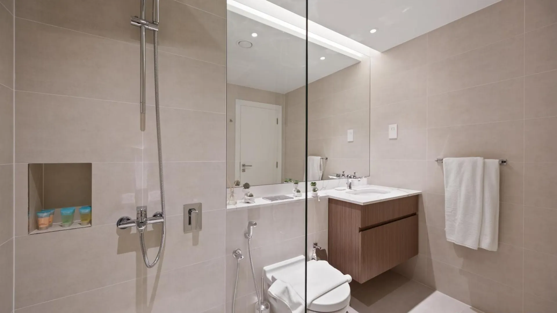 Boho Bayfront 1Br In La Sirene 2 Seaport View Διαμέρισμα Ντουμπάι